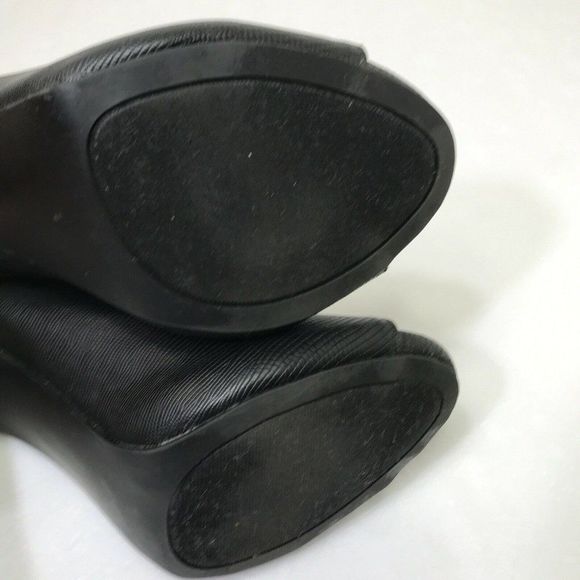 Steve Madden Women's Black Faux Leather High Pump STORI Heels Size 7 - Picture 9 of 9